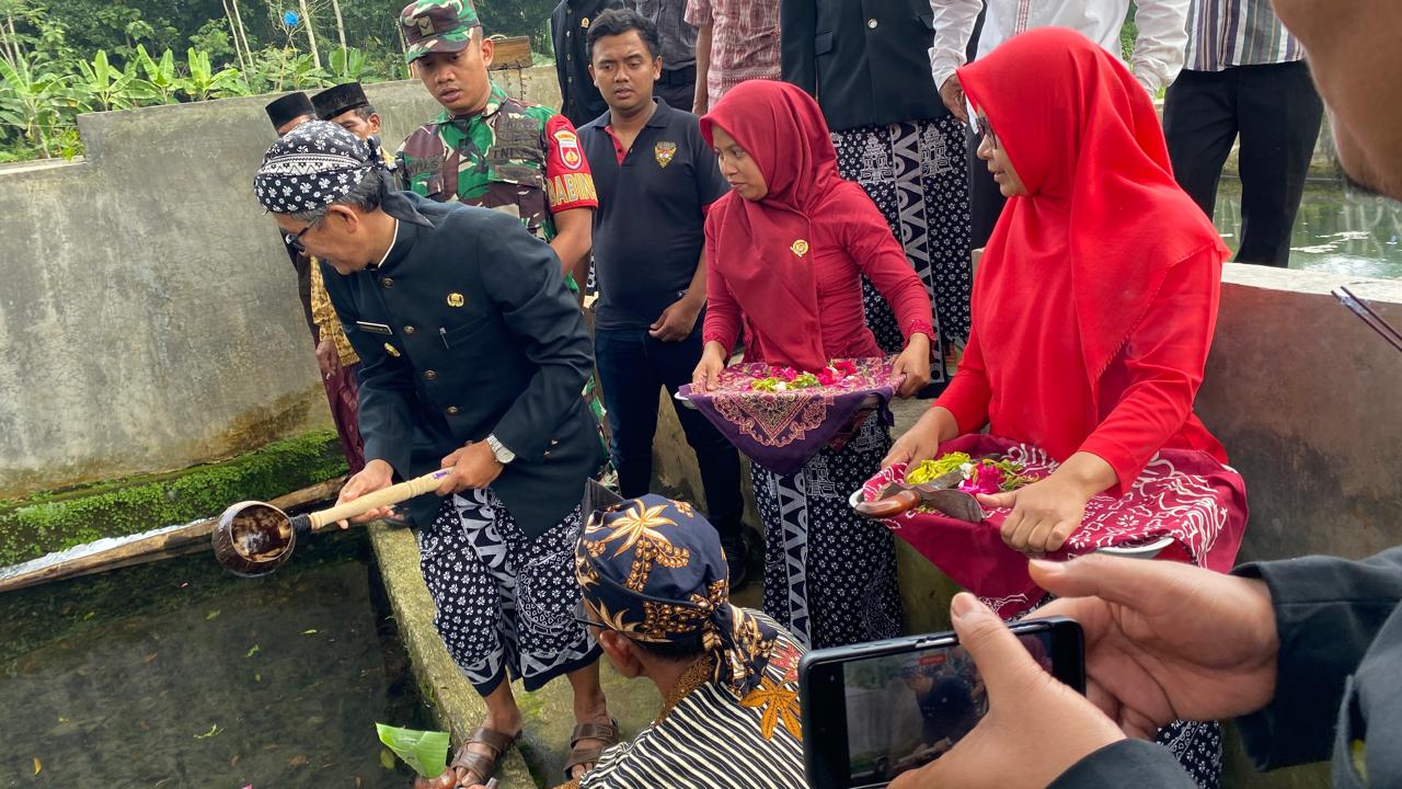 Pengambilan Titrto Wening